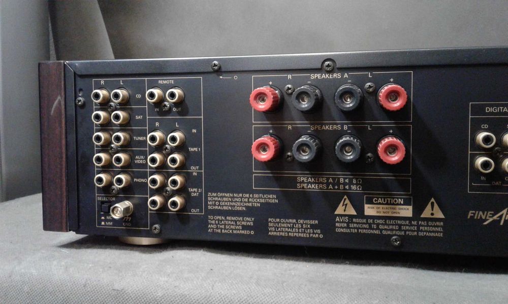 FINE ARTS A-905, wzmacniacz stereo
