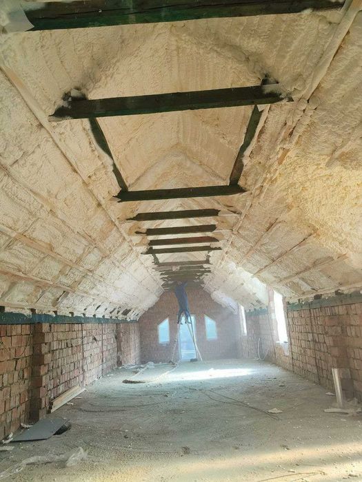 Утеплення ППУ/піна будинку/мансарди напилення пінополіуретаном