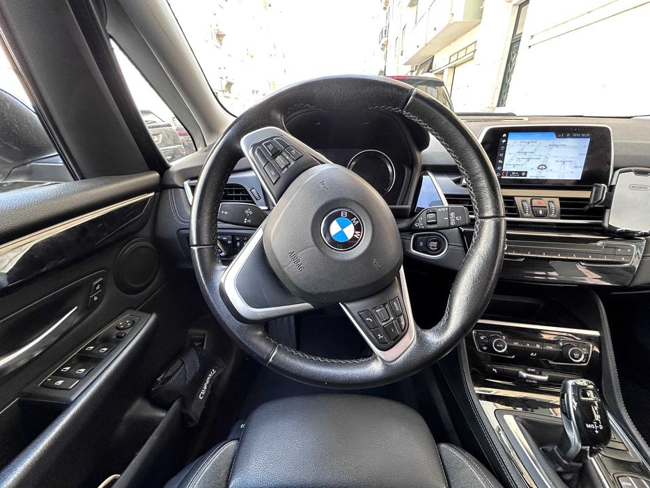 BMW 216 Gran Tourer — fotografia 4