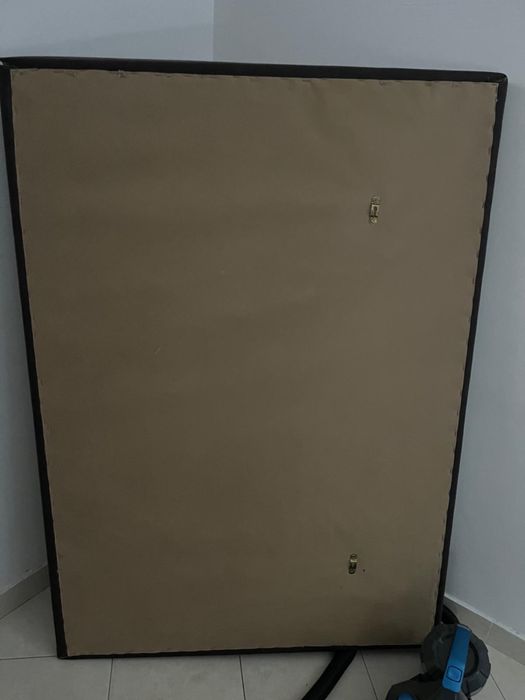 Cabeceira de cama em pele