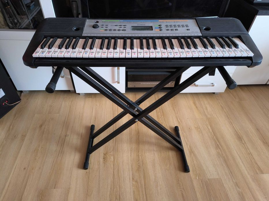 Organy Yamaha YPT255