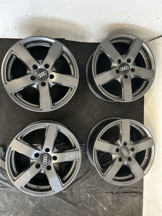 127 Felgi Aluminiowe AUDI R 16 5x112 otwór 66,6 Bardzo Ładne