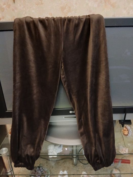 Костюм спорт велюр коричневый