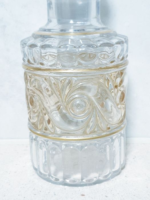 Conjunto de 2 antigos frascos de perfume em cristal Baccarat