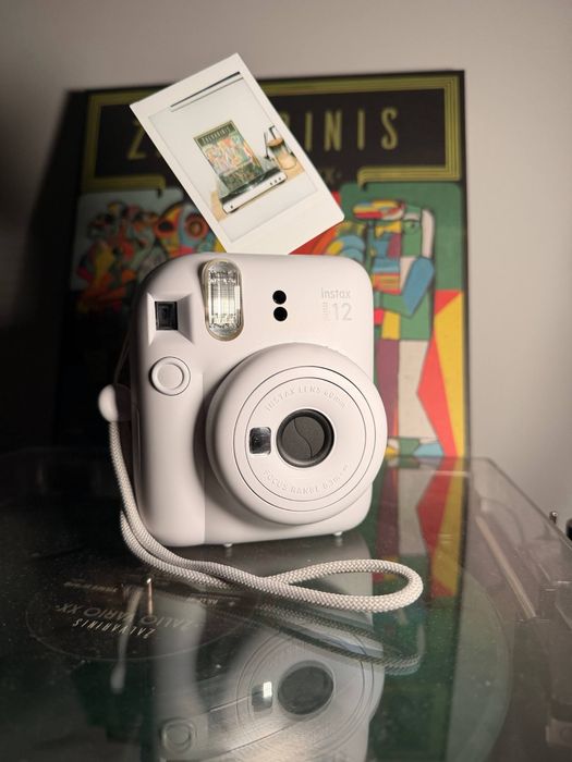Instax mini 12 фотоапарат миттєвого сірий