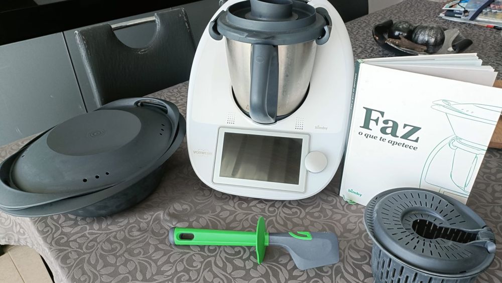 Bimby TM6 com acessórios