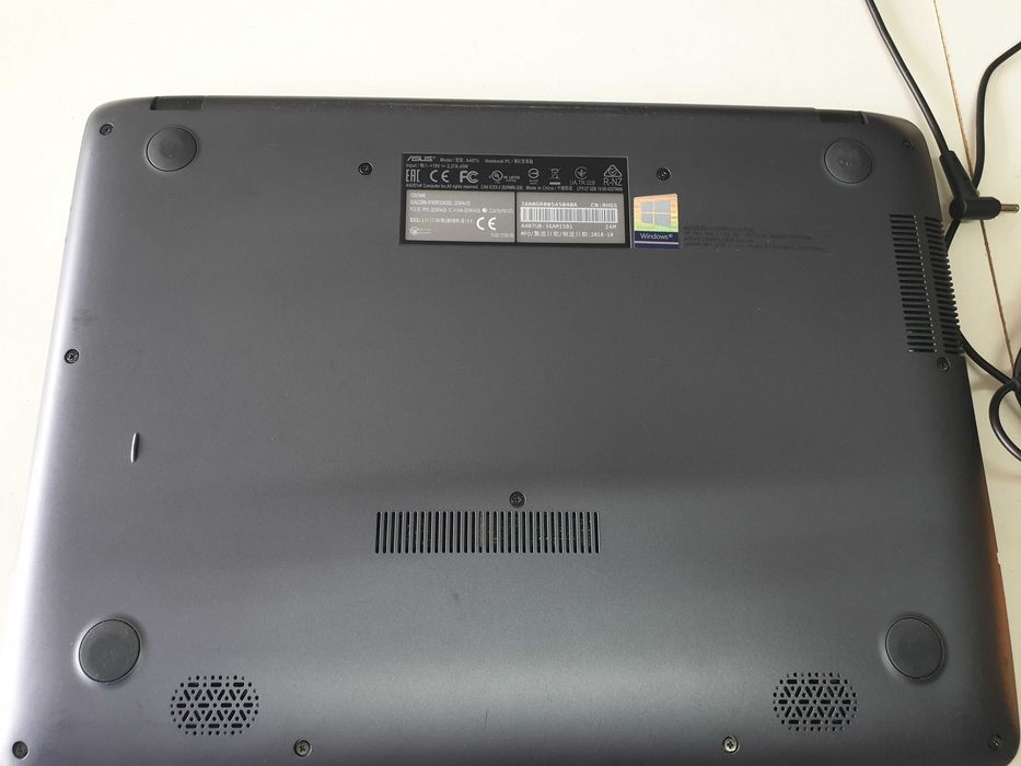 Asus X407UA - 14 polegadas