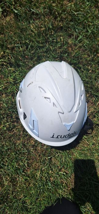 Kask ochronny do pracy Irudek