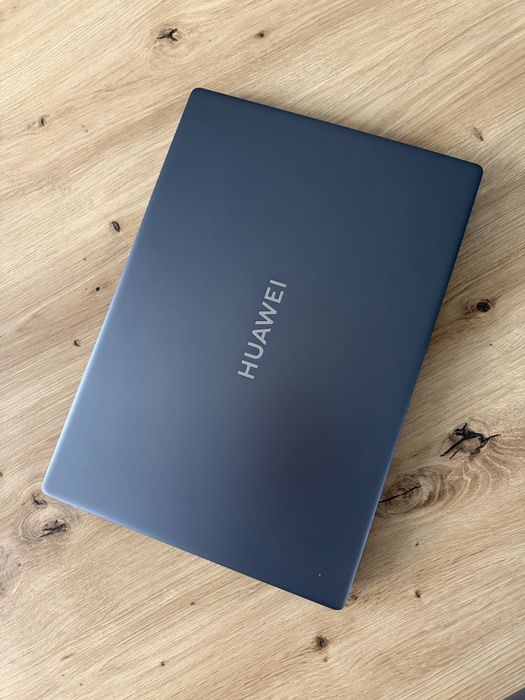 Huawei Matebook D16