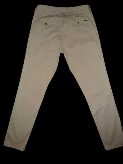 Spodnie GANT W34/L34=45,5/110cm chinosy beżowe