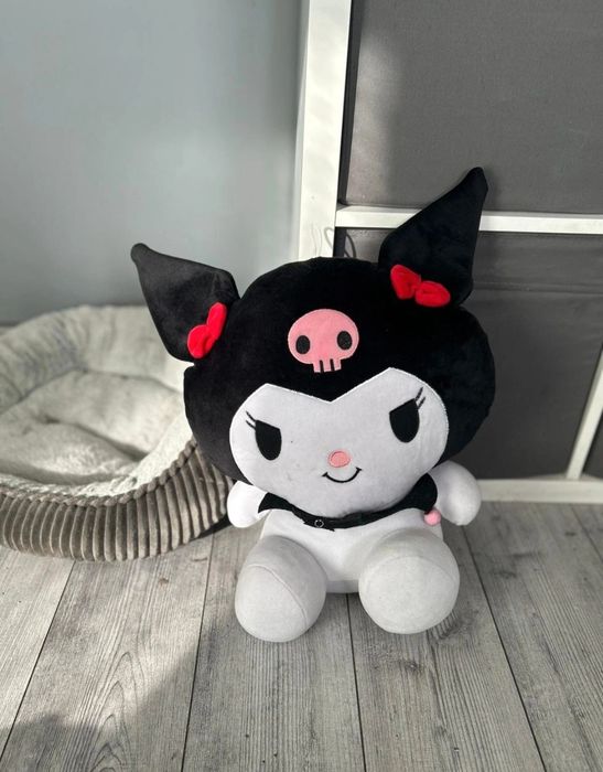 Duża pluszowa maskotka kuromi sanrio