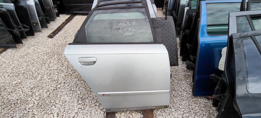 Audi a4 b7 drzwi prawy tył ly7w