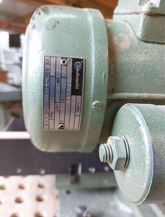 Торцовочна пила, торцовка, радіальна пила Graule. Італія!