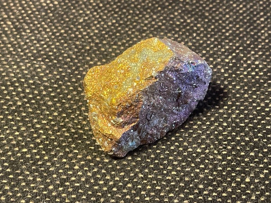 Pavão Calcopirite – Mineral de Cobre Iridescente