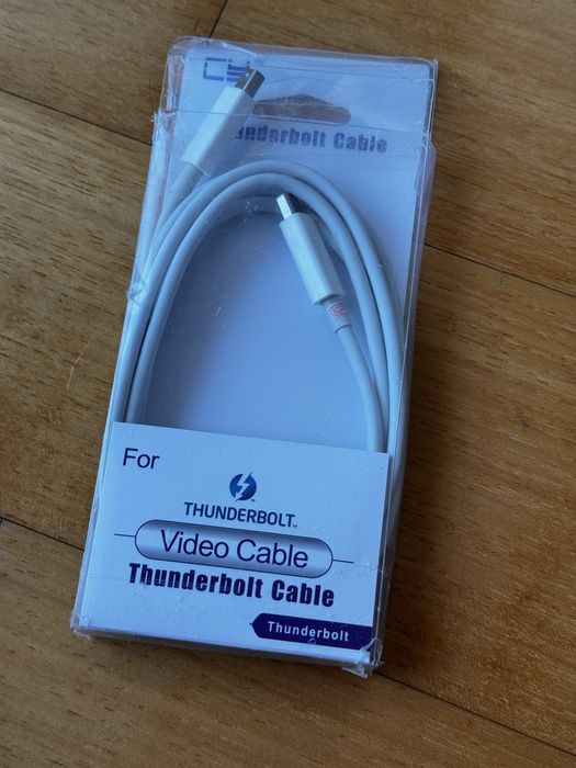 Conjunto de cabos e placas variados