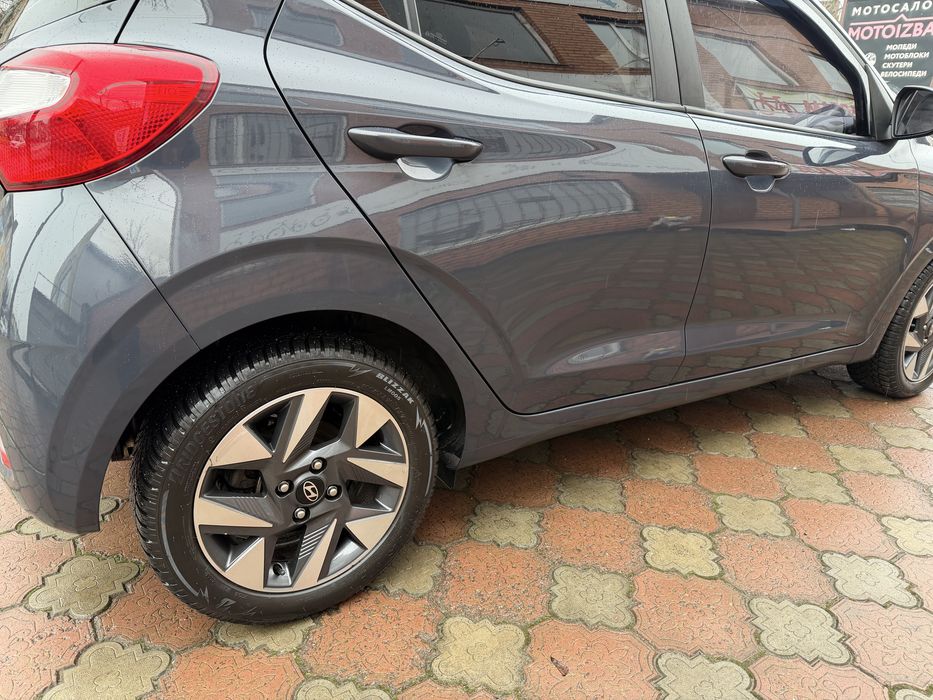 Продам Hyundai  i 10  АВТОМАТ