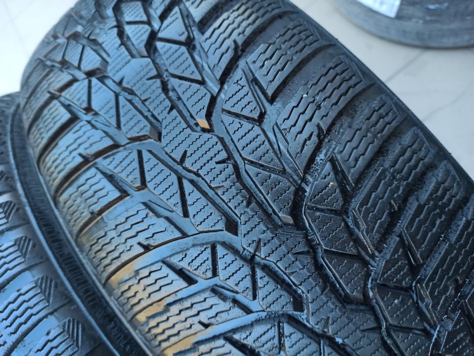 Зимняя резина 195/65 R15 Nokian WR D4
