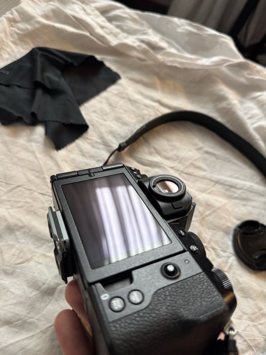 Fujifilm X-S20 + XC 15–45mm F3.5–5.6 OIS PZ