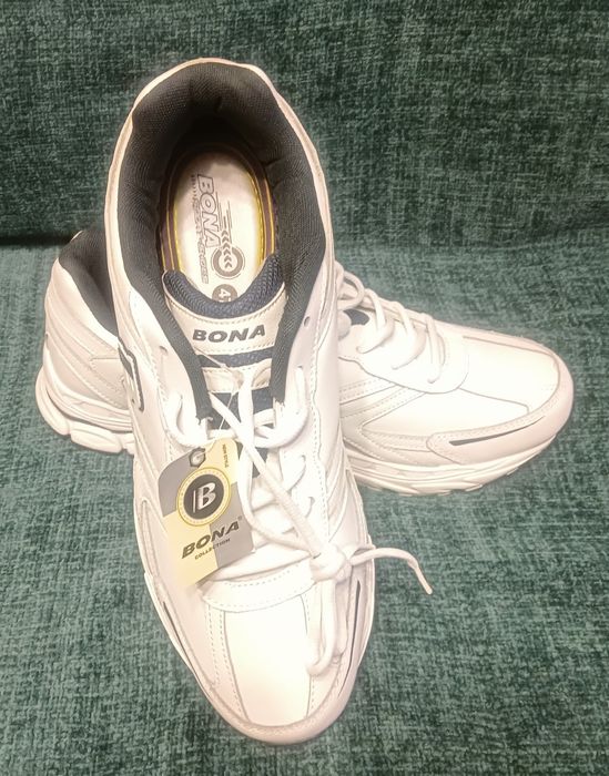 Кроссовки мужские Bona.