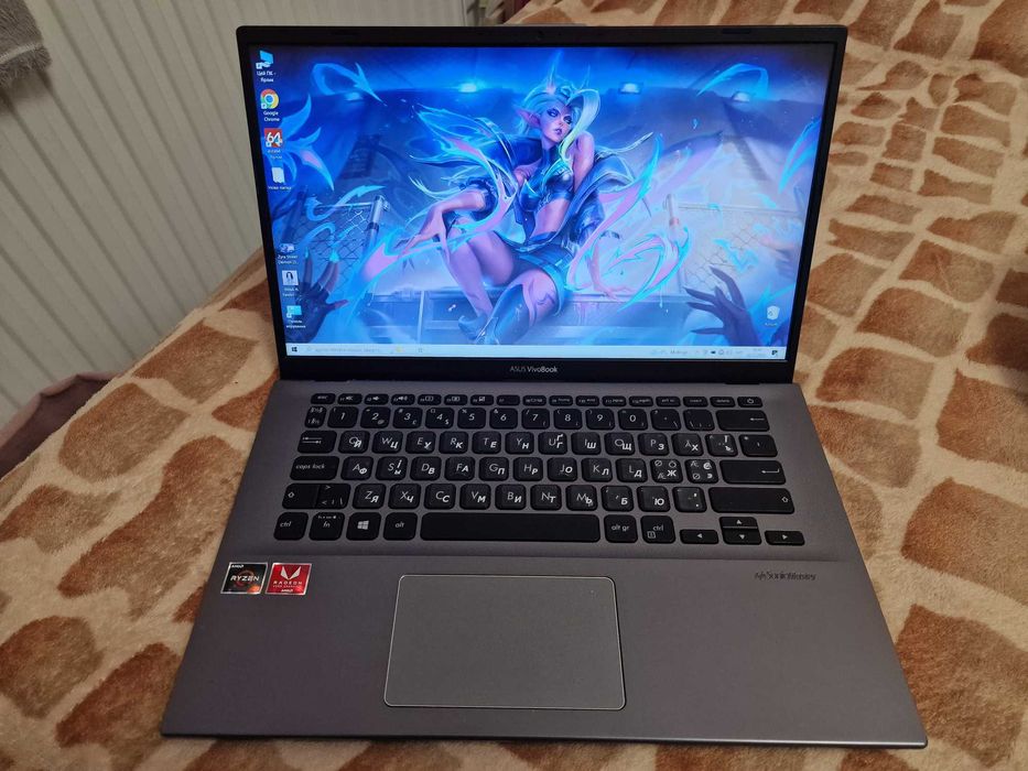 ASUS VivoBook R424D/Full HD/Ryzen™ 3 3200U/256SSD/Radeon 3 RX Vega 2ГБ