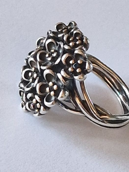 Pierścionek Pandora  z srebra 925  ,złoto 14k