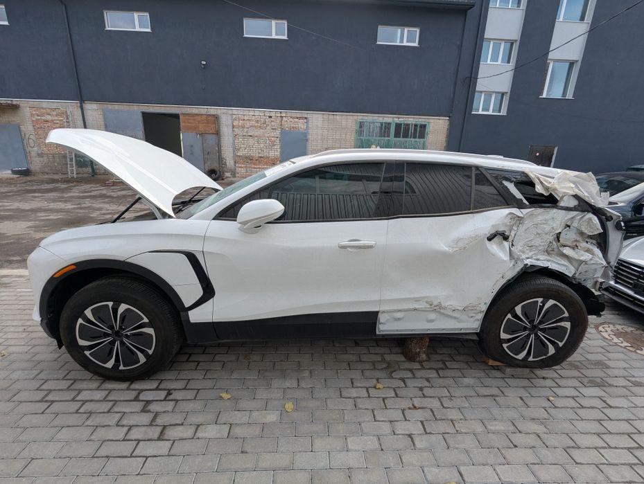 Chevrolet Blazer EV 2 LT Разборка Шрот Розбірка запчастини в наявності
