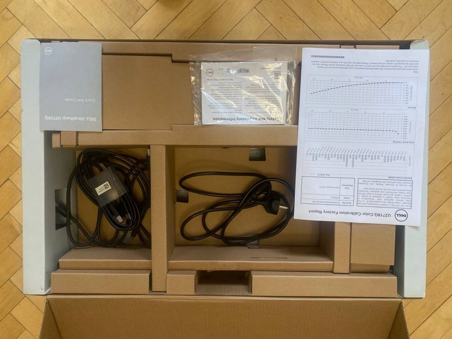 Монітор Dell Ultrasharp U2718Q 4K