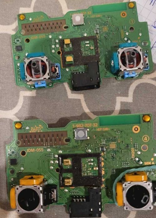 Запчасти геймпадів джойстиків DualShock Дуалшок PS4 Запчастини акумулятор (акум) сенсор плата майн контролер заряду стіки шлейф віконце тримач