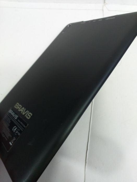Планшет Bravis NP81QC (Impression)
