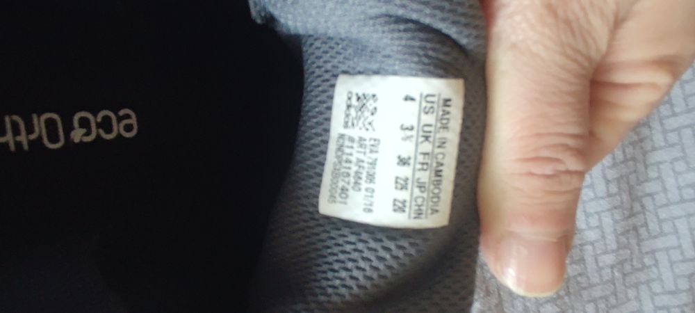 Кросівки-туфлі Adidas на хлопчика 36p.