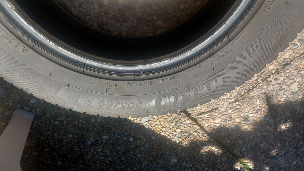 Pneus Michelin x 2 semi-novos