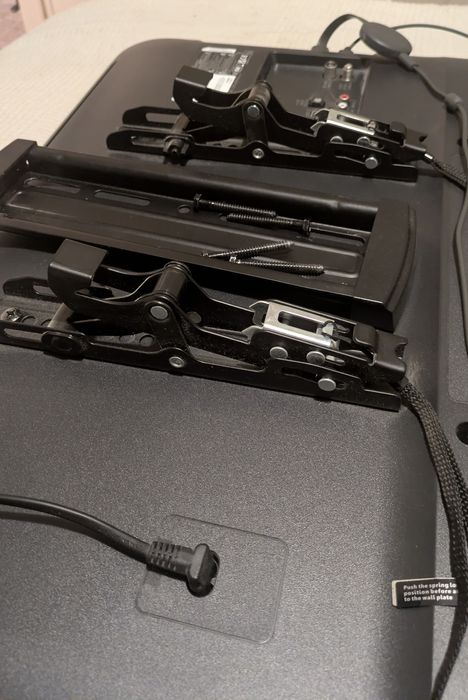 Tv LG 32" +  ChromeCast Original + Comando + suporte inclinável para t