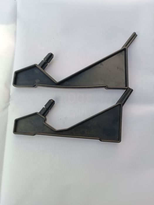 Podpory, podstawy do głośników kolumn Auna