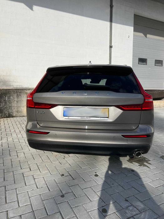 VOLVO V60 2.0 D3 Momentum
