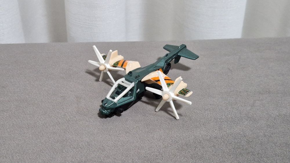 Carros e avião Mattel/HotWheels