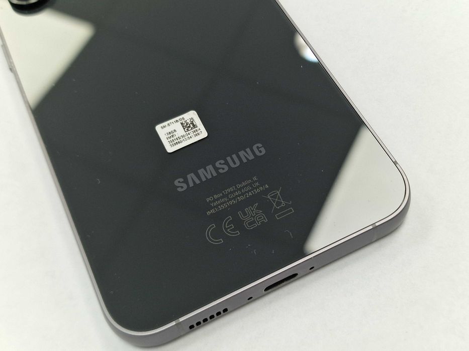 Samsung Galaxy S23 FE Dual SIM/ 8GB/ 128GB/ Graphite/ Grade A- + ładowarka