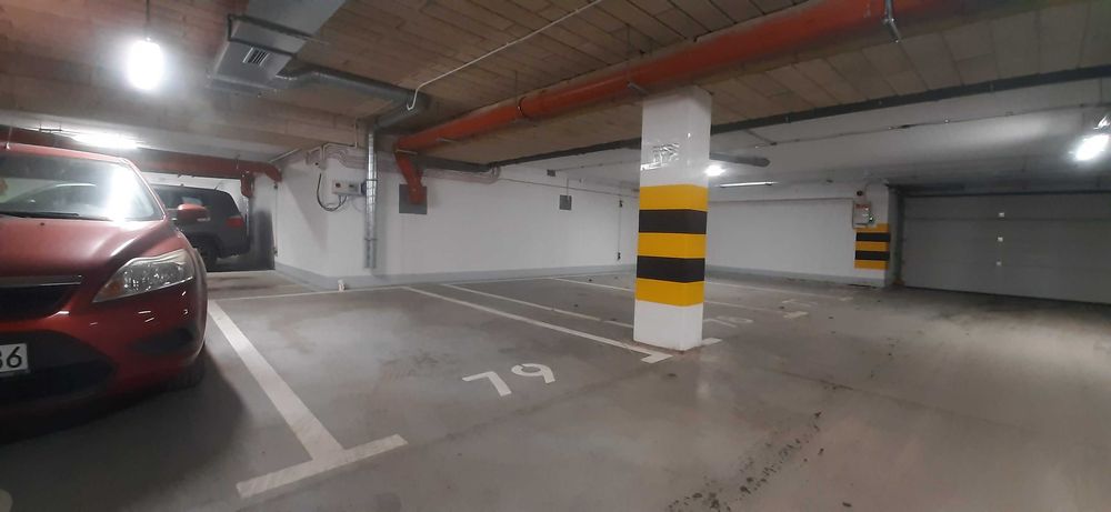 Wynajmę miejsce parkingowe w podziemnym garażu (Sochaczew Centrum)