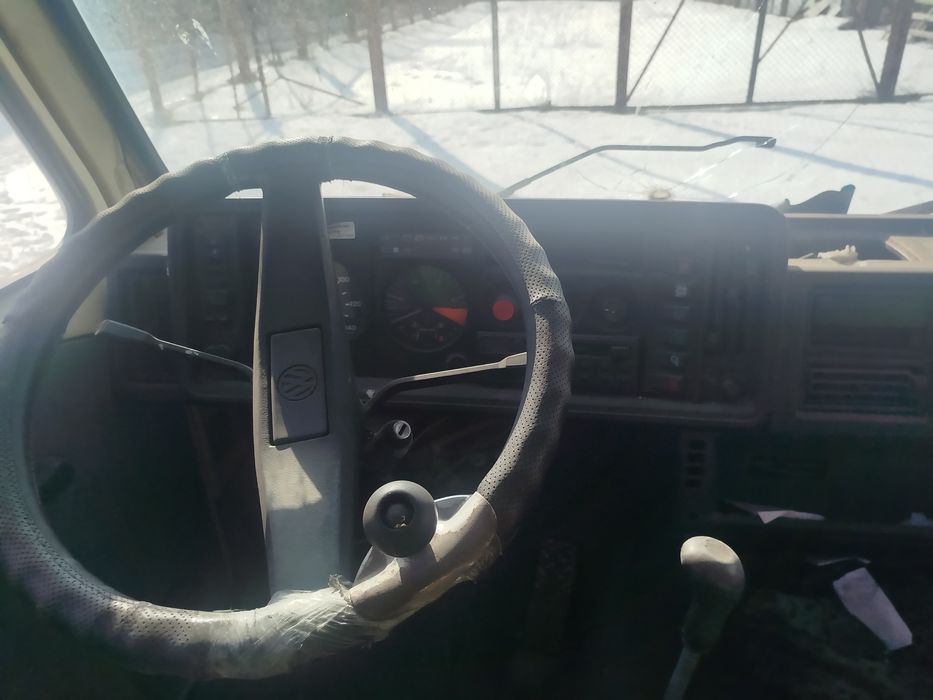 Фольксваген LT 28  1994 2,4 d