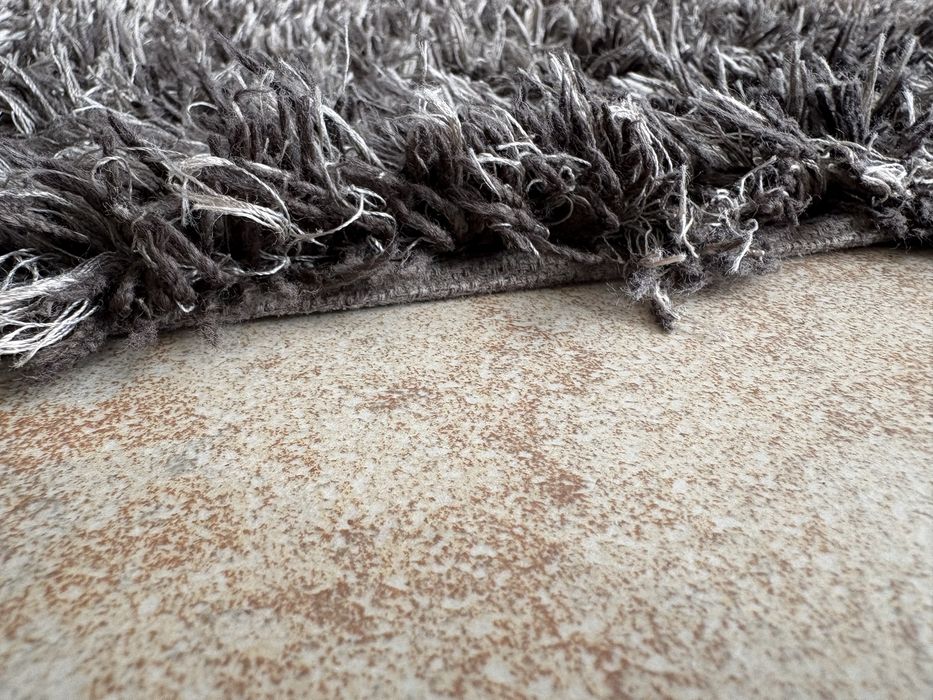 Carpete de sala / cinza / 230 cm x 160 cm