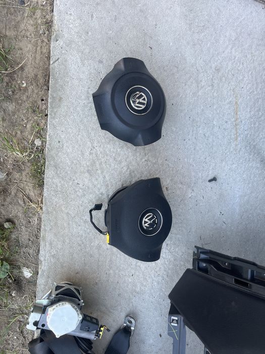 Торпеда безпека AIRBAG VW Jetta 6 джета6 консоль