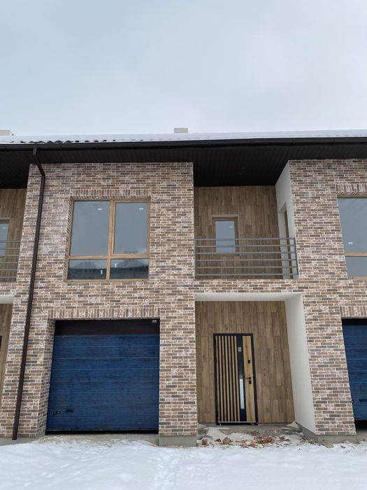 Продаєься сучасний готовий Таунхаус 136 м², 2 поверхи вул. Коновальця