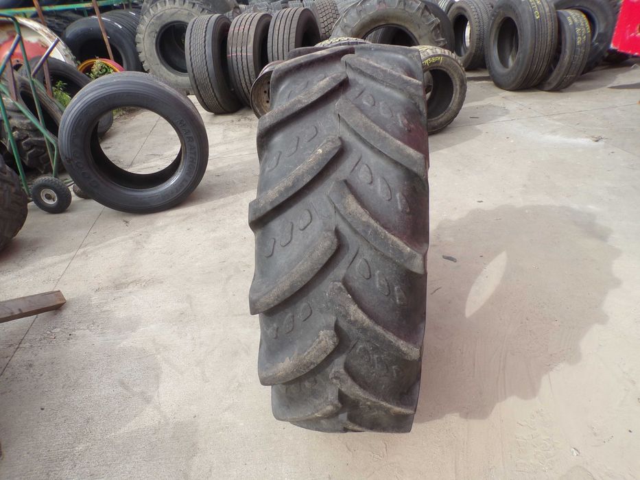 opona 380/85R24 Kleber 14.9R24 (850 netto)