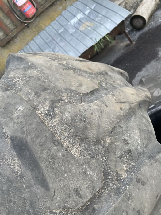 Шини Alliance 460/70 r24(17.5L r24) manitou,маніту