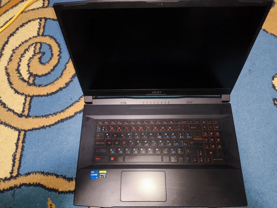 Ноутбук MSI katana