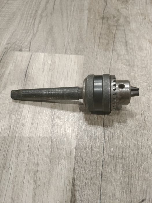 Патрон сверлильный 1-6 мм