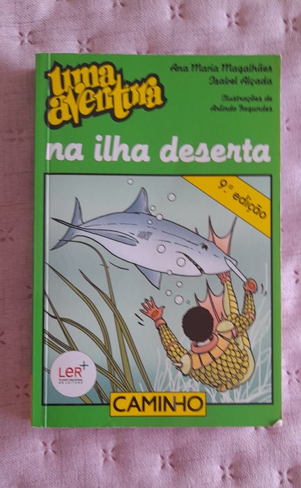 Livro "Uma aventura na ilha deserta"
