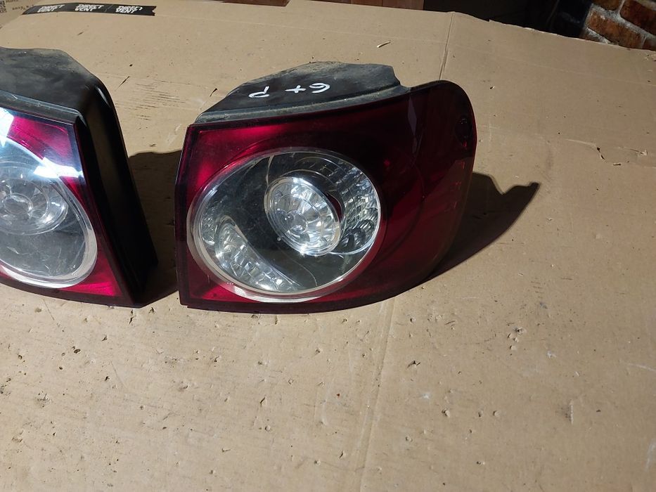 Golf V 5 plus  +  vw volkswagen tylna lampa prawa lewa tył duża led
