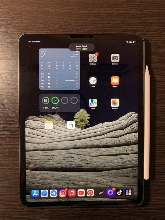 Apple iPad Pro 11 2020 11 Inch, 128 GB + чохол
