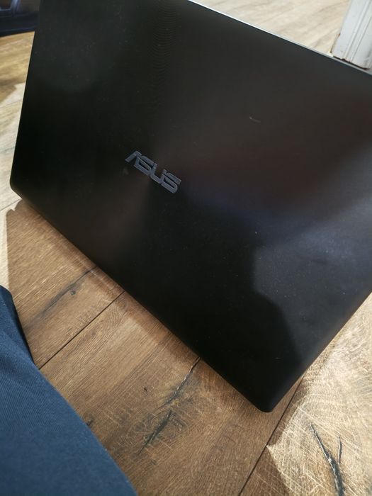 Laptop ASUS X550VC 500gb SSD 8gb Ram Super Stan