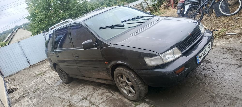 Продам Mitsubishi space wagon